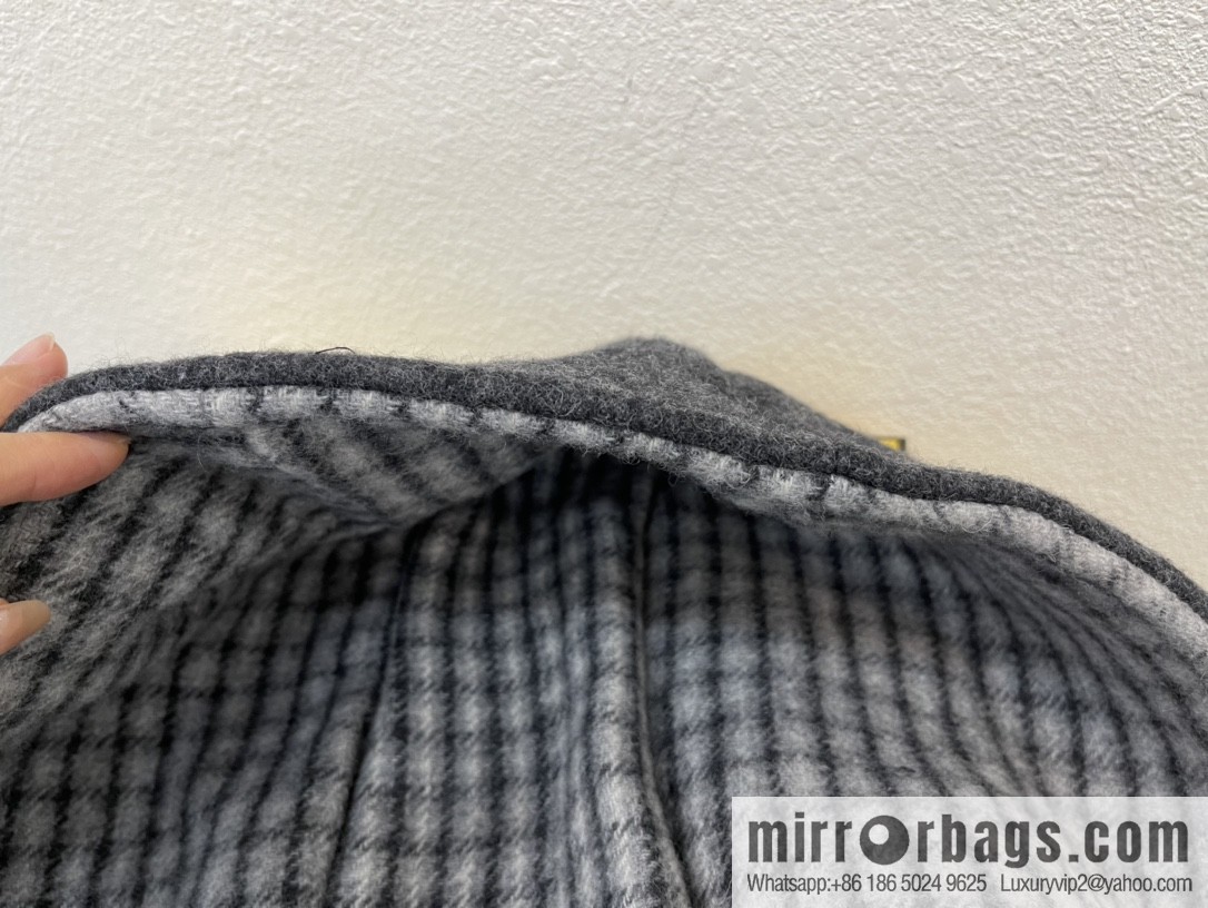 Fendi cream wool and cashmere cape FXX722AHR1F0QF7