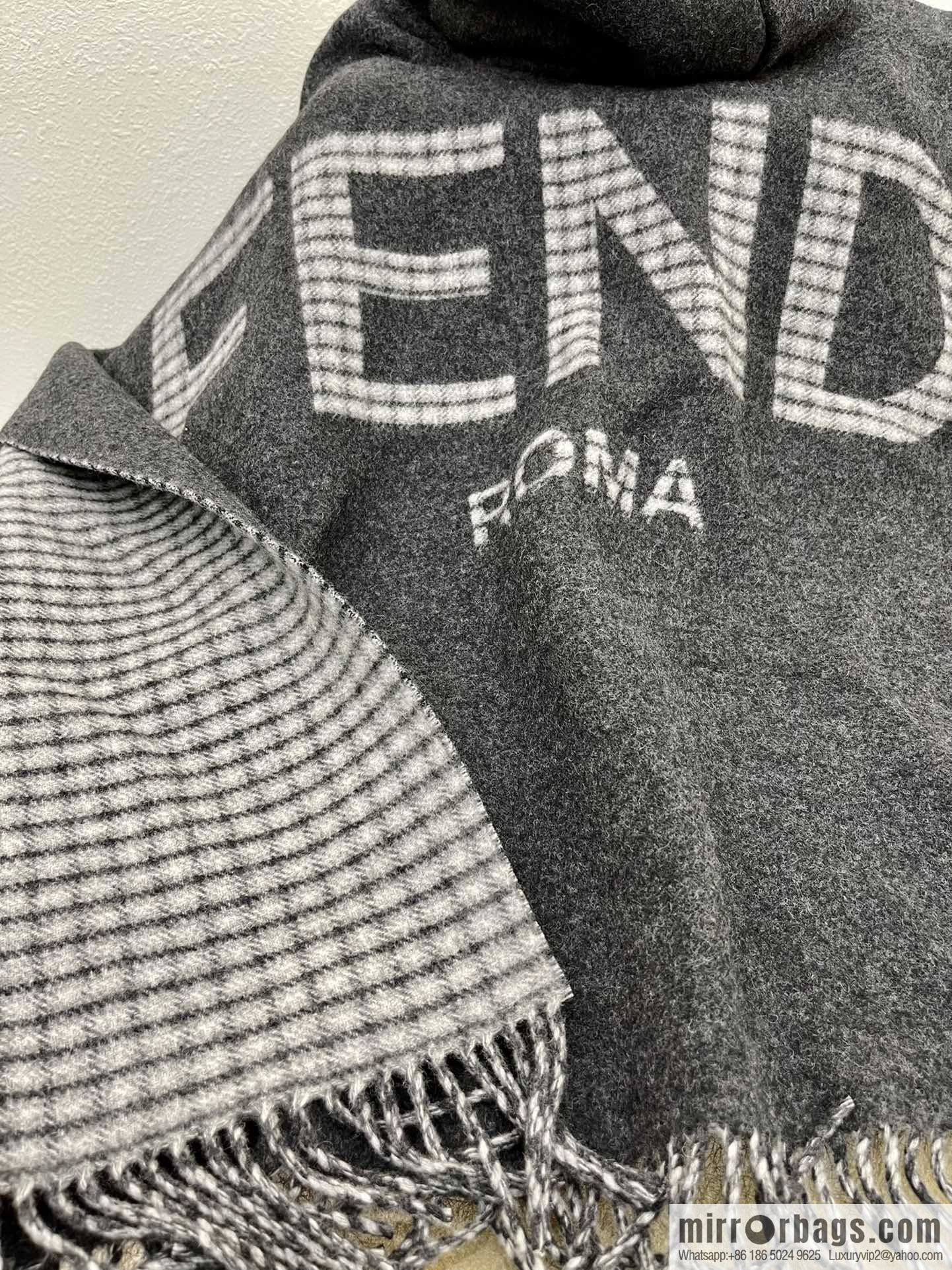 Fendi cream wool and cashmere cape FXX722AHR1F0QF7