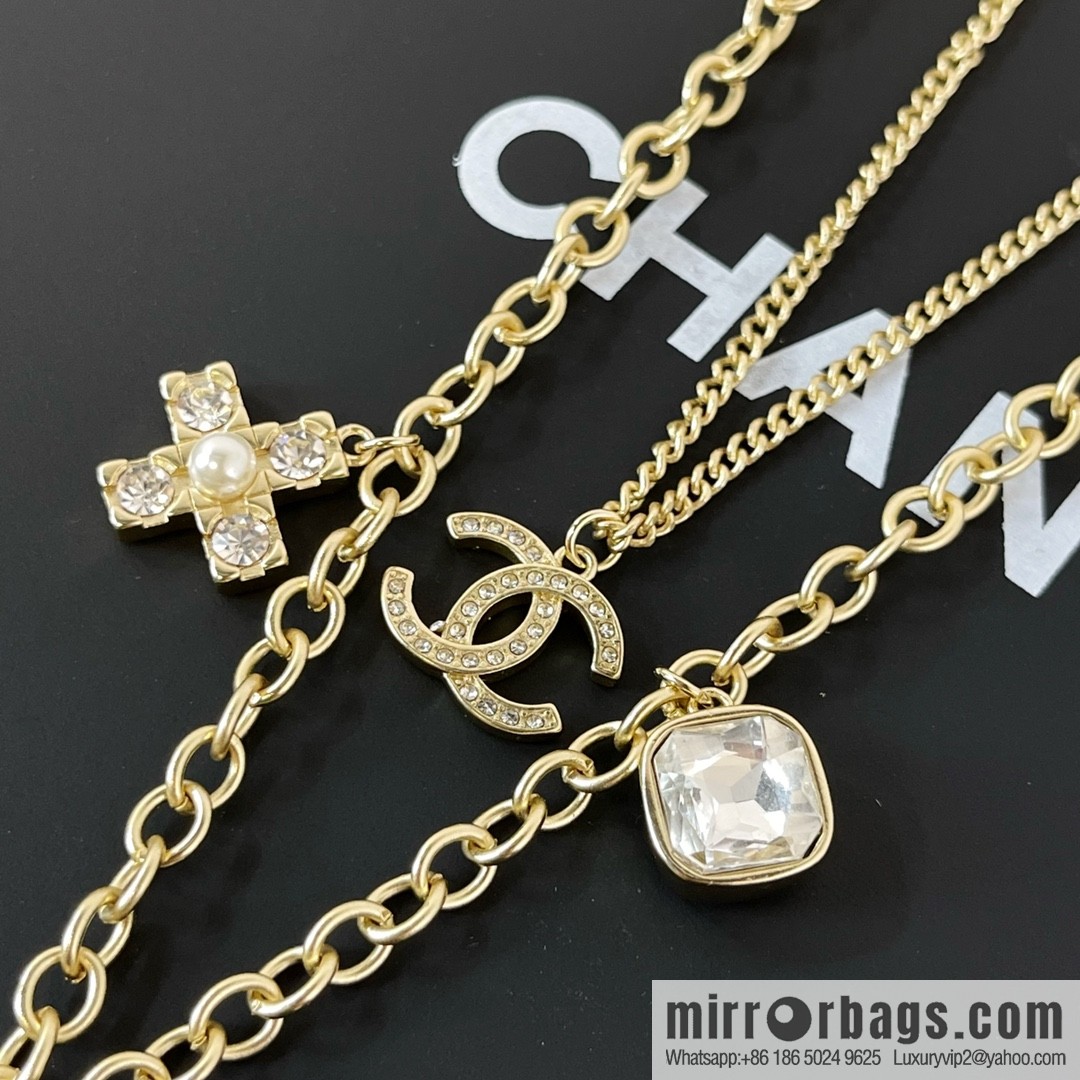 New ☑️ Chanel double layer double c necklace