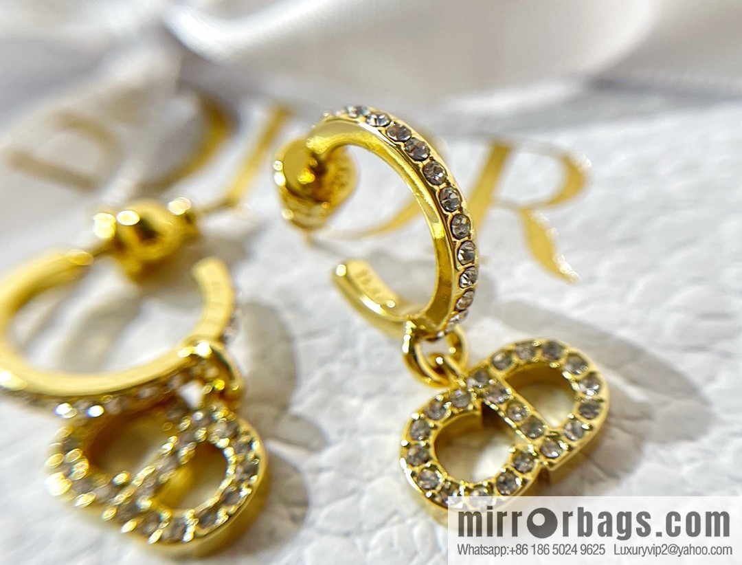 New ☑️ Dior CD stud earrings