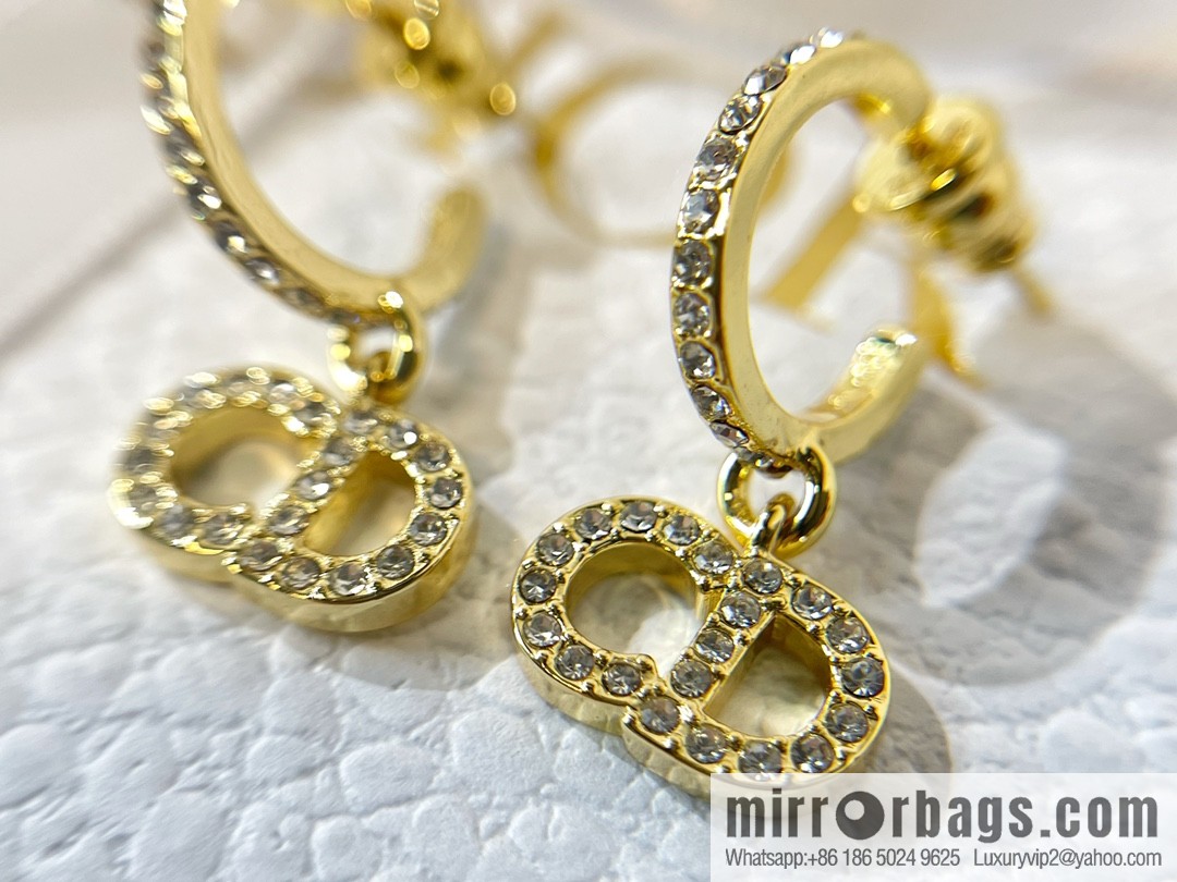 New ☑️ Dior CD stud earrings