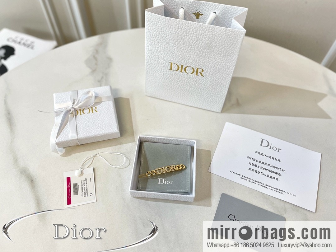 New ☑️ Dior full diamond hairpin hairpin