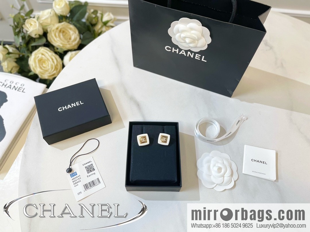 New ☑️ Chanel double c square stud earrings
