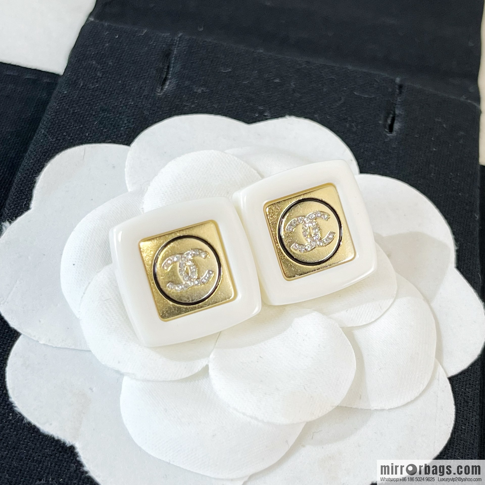 New ☑️ Chanel double c square stud earrings