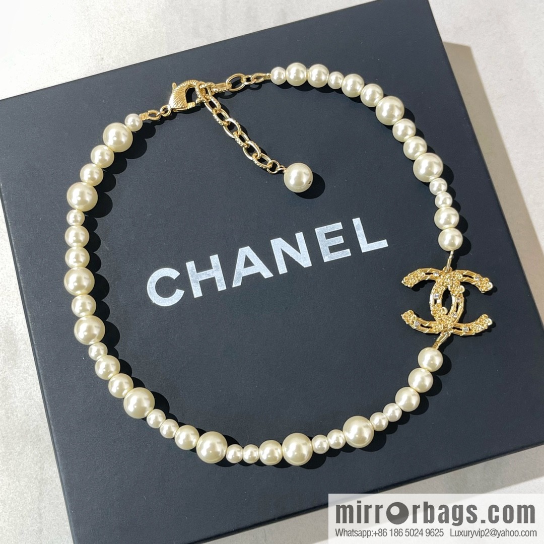 New ☑️ Chanel double c pearl necklace bracelet