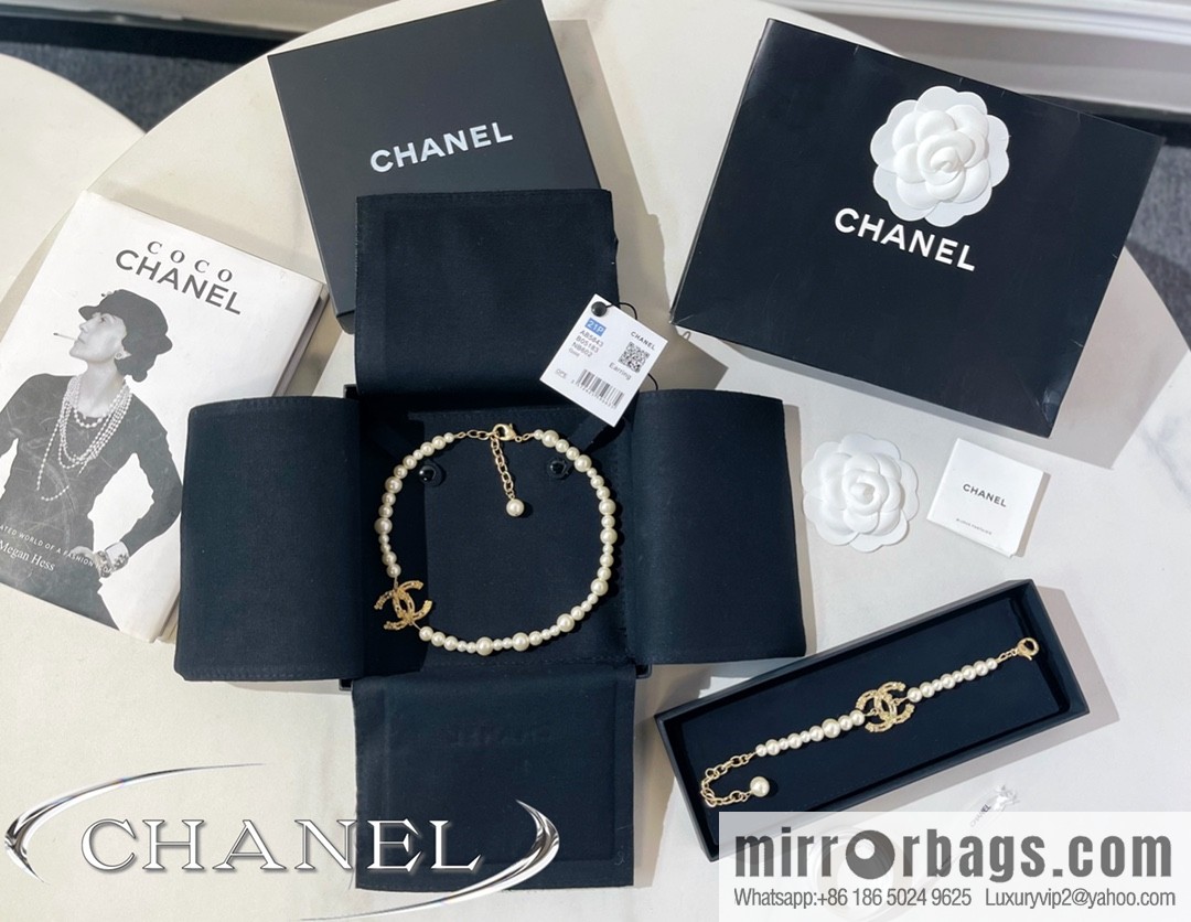 New ☑️ Chanel double c pearl necklace bracelet