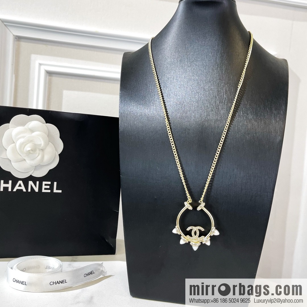 New ☑️ Chanel Double C Conical Pearl Necklace