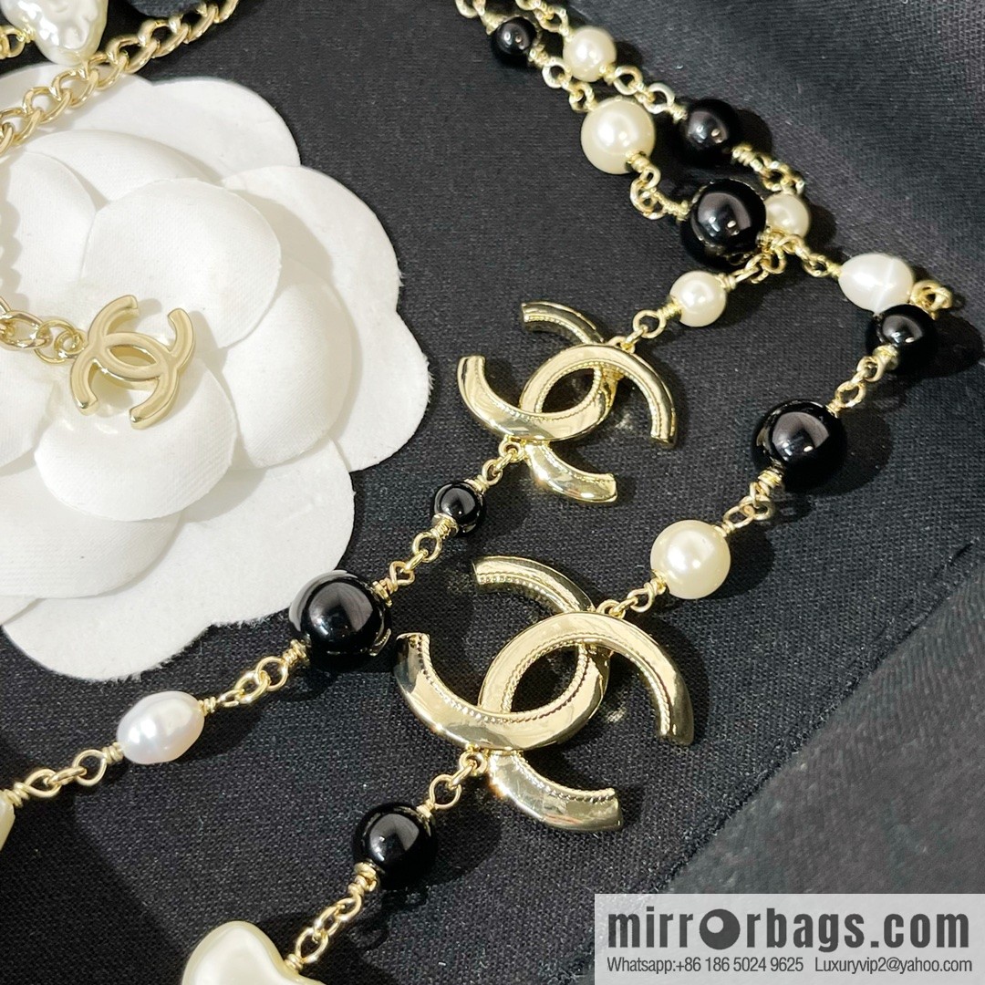 New ☑️ Chanel double c peach heart necklace sweater chain