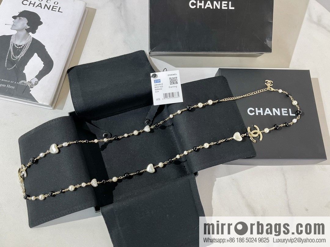 New ☑️ Chanel double c peach heart necklace sweater chain