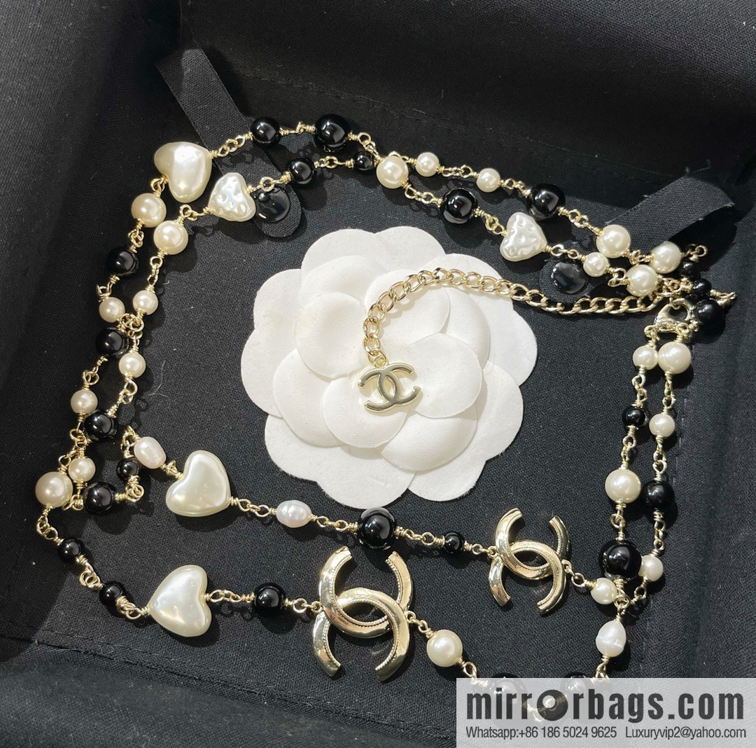 New ☑️ Chanel double c peach heart necklace sweater chain