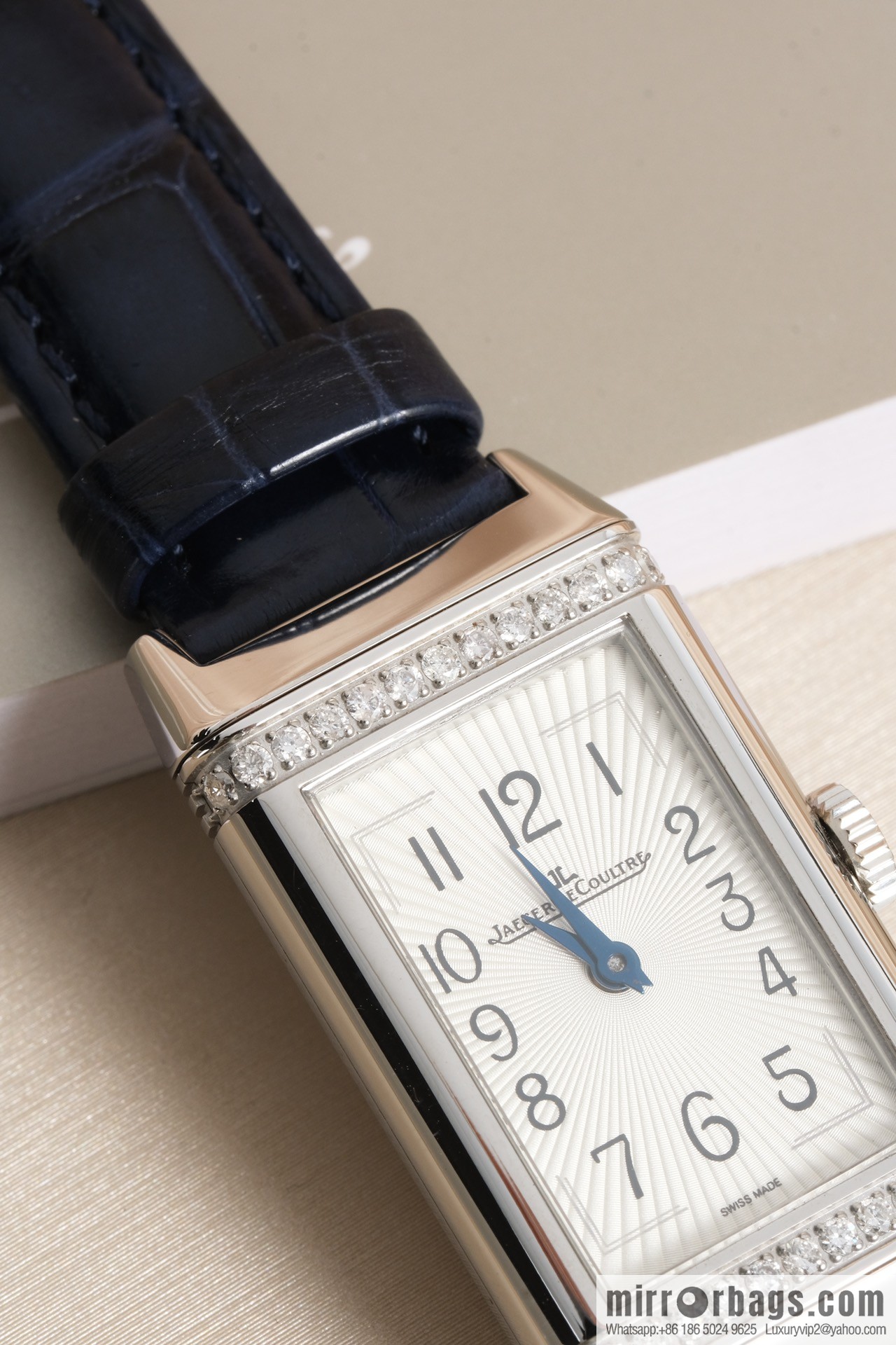 White dial, dark blue strap REF.3288420 Jaeger-LeCoultre red dial, red strap REF.3288560 Princess-style hands watch