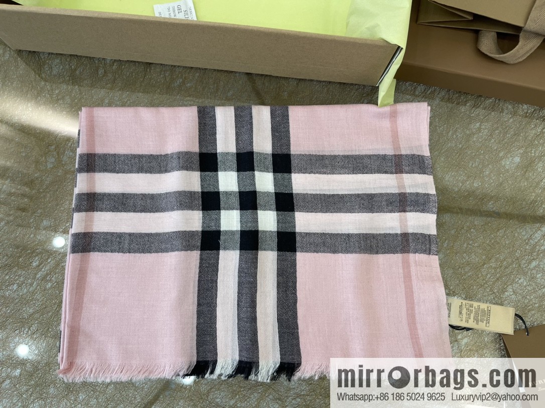 Burberry Burberry Thin Silk Hair Classic Long Towel