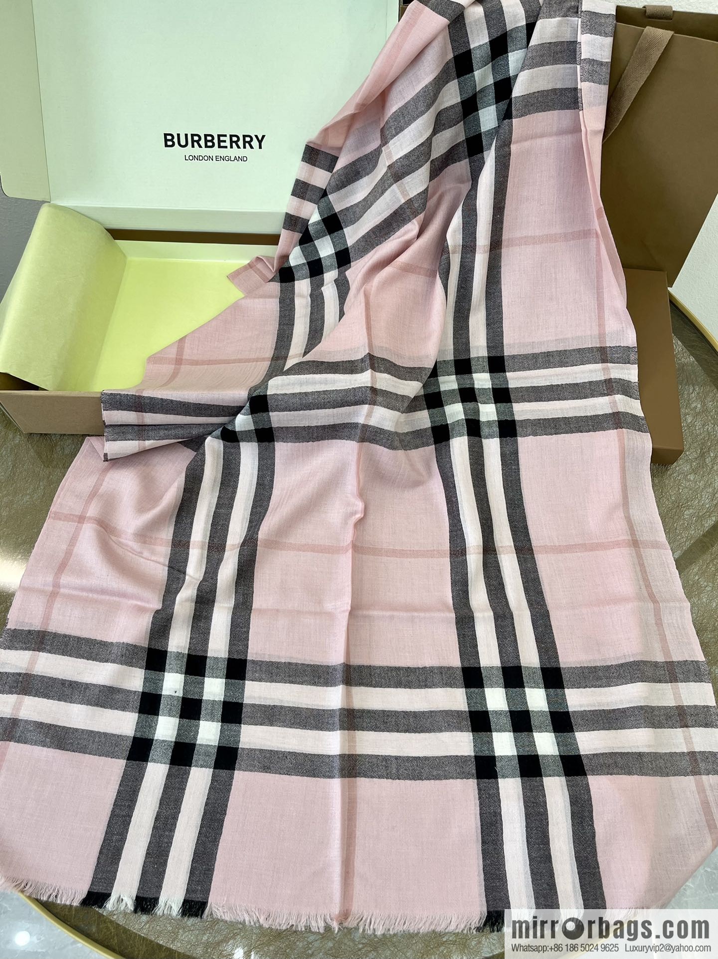 Burberry Burberry Thin Silk Hair Classic Long Towel