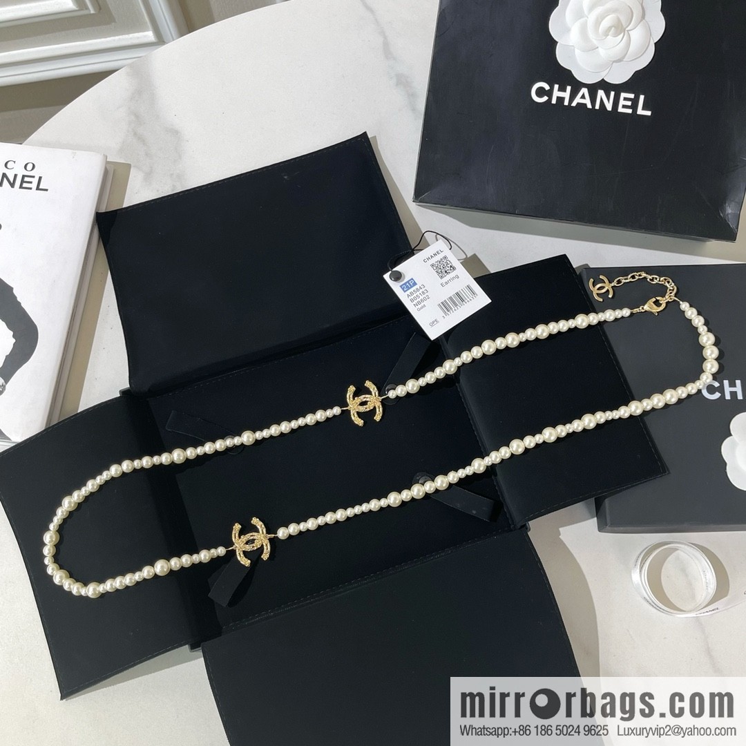 New ☑️ Chanel double c pearl sweater chain necklace