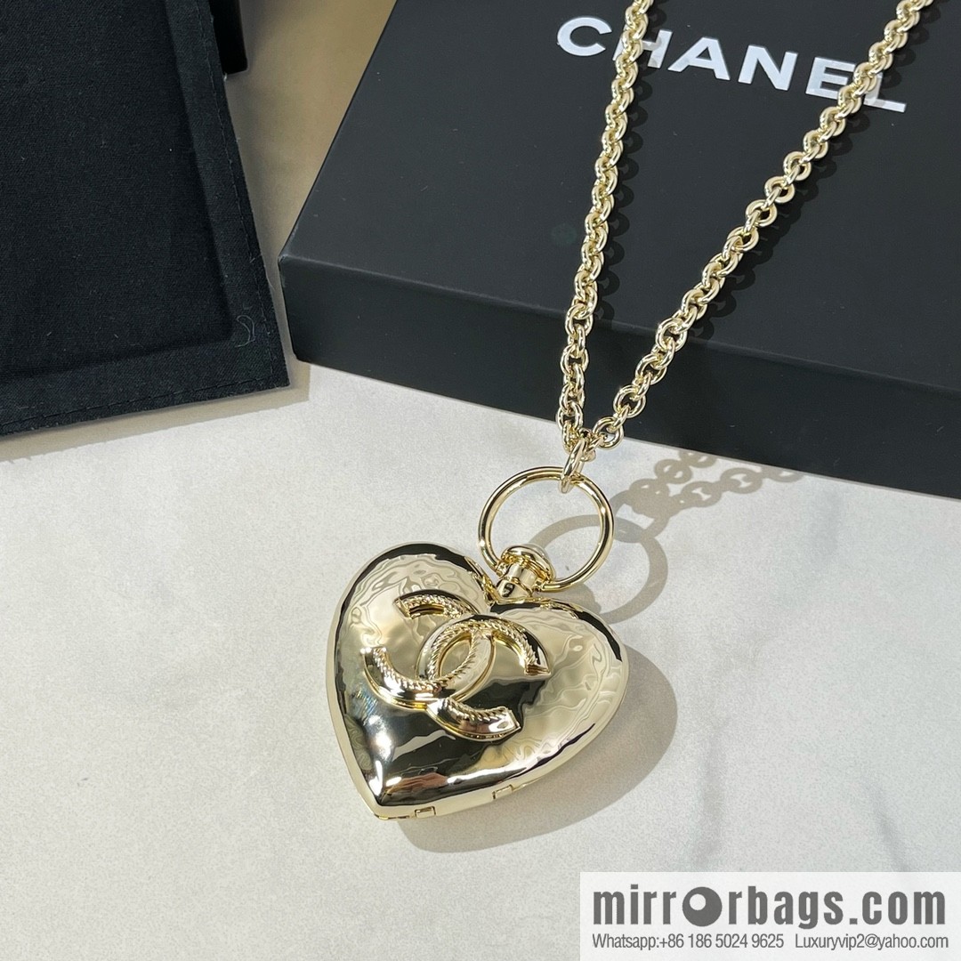 Chanel double c gold peach heart sweater chain necklace