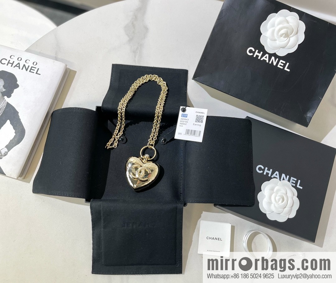 Chanel double c gold peach heart sweater chain necklace