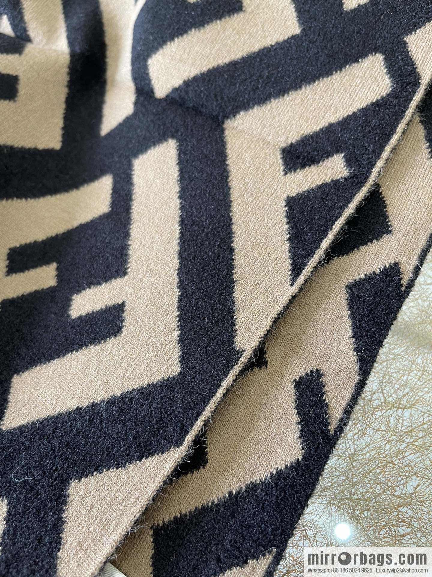 FENDI Fendi FF pattern jacquard woven scarf FXT251