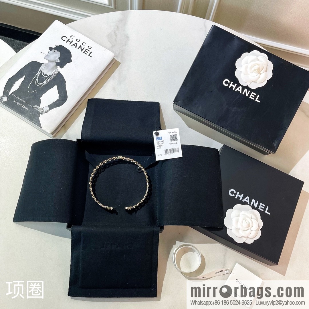 New ☑️ Chanel double c smooth open choker necklace