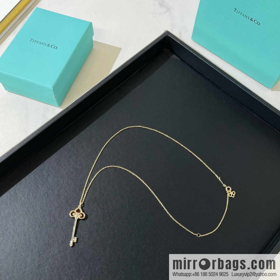 TIFFANY & CO. Tiffany & Co. [Chinese New Year Limited Edition] Fleur de Lis key pendant necklace