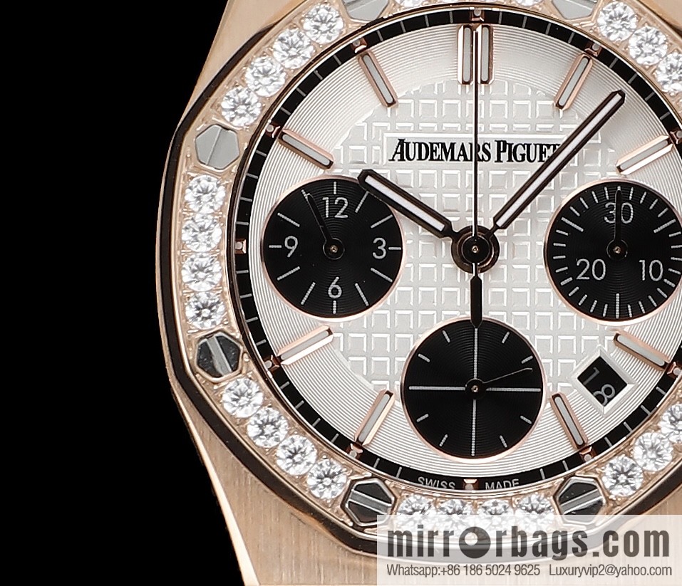The new AP Audemars Piguet Royal Oak women's multi-function chronograph mechanical watch