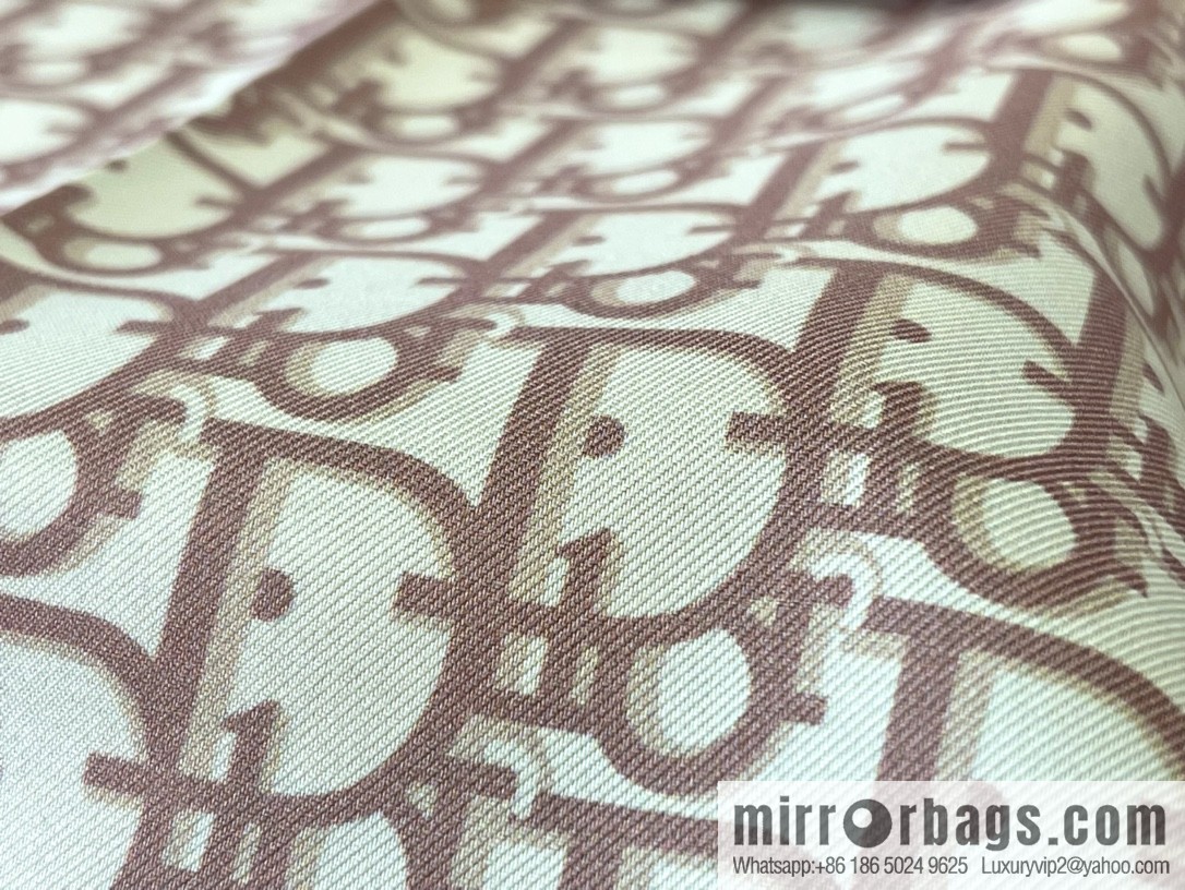 Dior D • Alphabet double-sided color matching gray rose powder square scarf