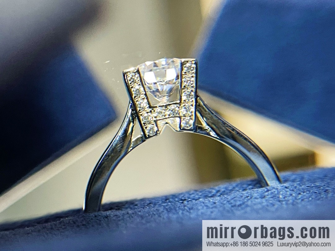Harry Winston HW Full Diamond W Diamond Ring Diamond Ring