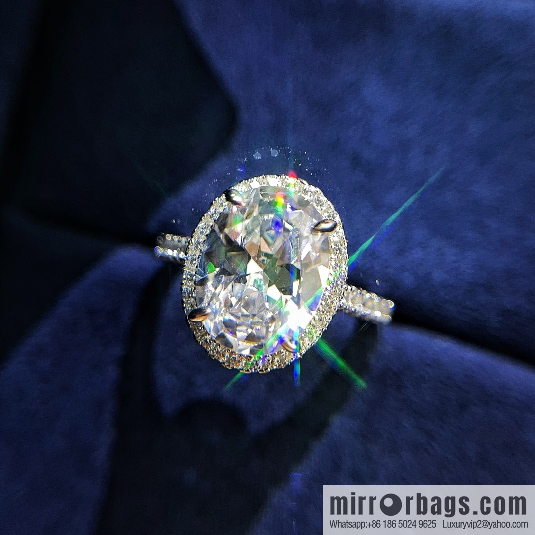 HARRY WINSTON HW, pigeon egg, diamond ring, diamond ring