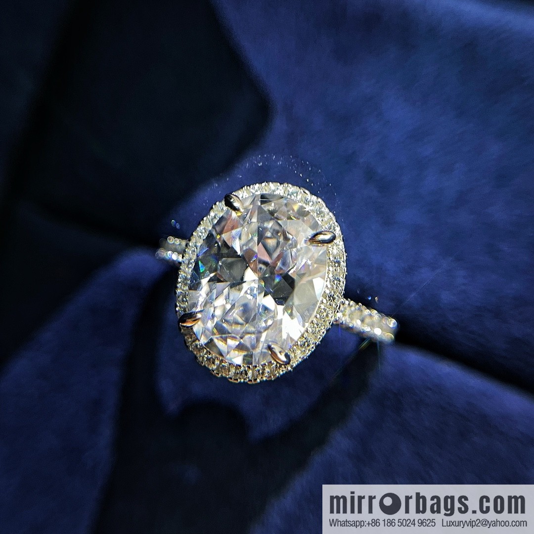 HARRY WINSTON HW, pigeon egg, diamond ring, diamond ring