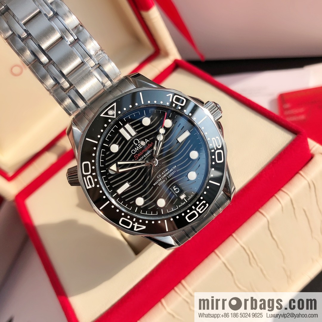 Omega Seamaster Series 8800 Mechanical Movement 42mm Men's Watch