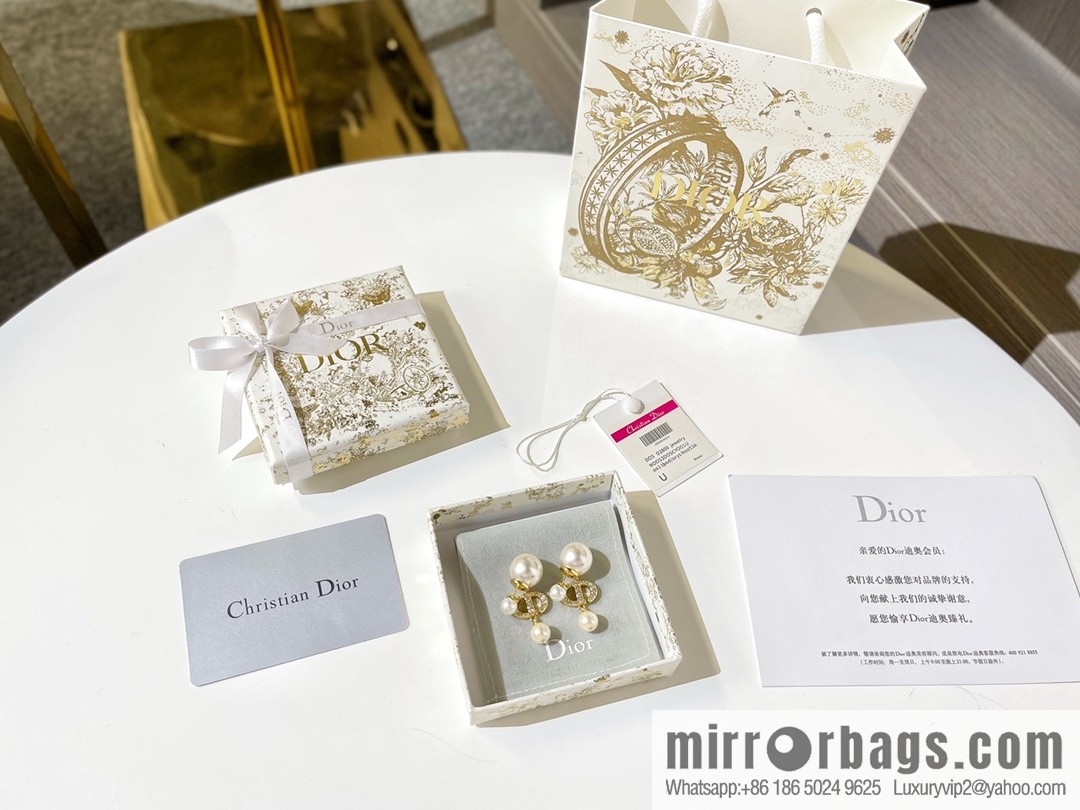 New ☑️ Dior full diamond CD size pearl stud earrings