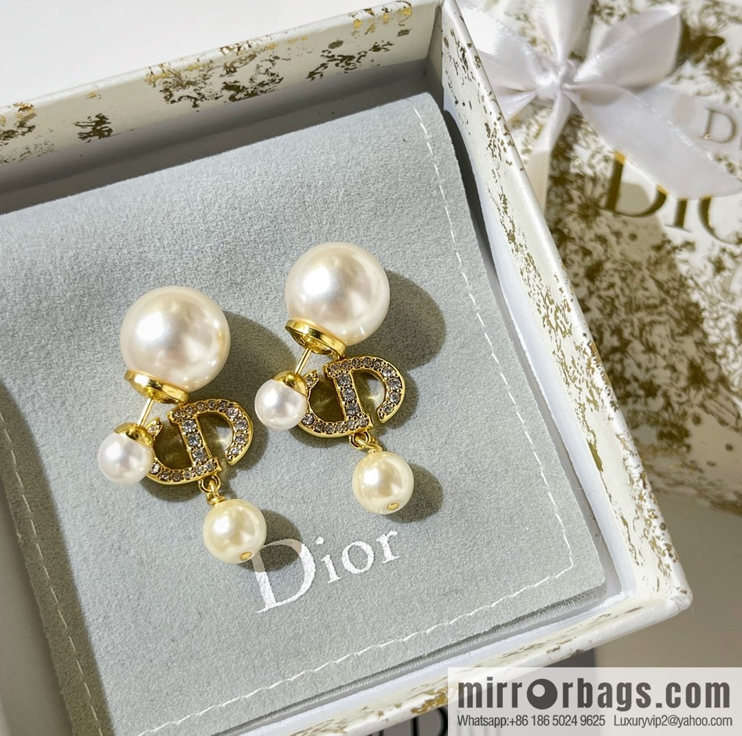 New ☑️ Dior full diamond CD size pearl stud earrings