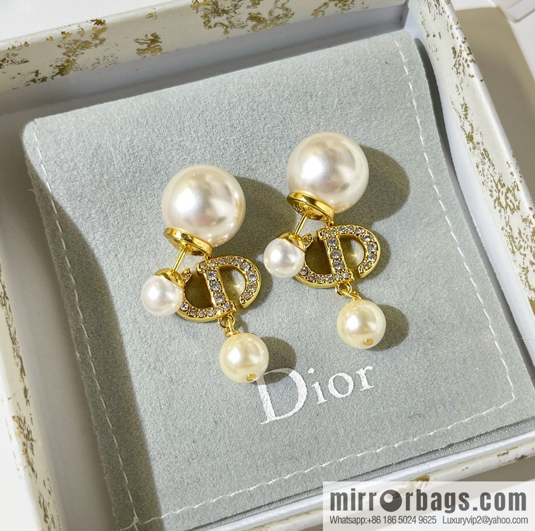 New ☑️ Dior full diamond CD size pearl stud earrings