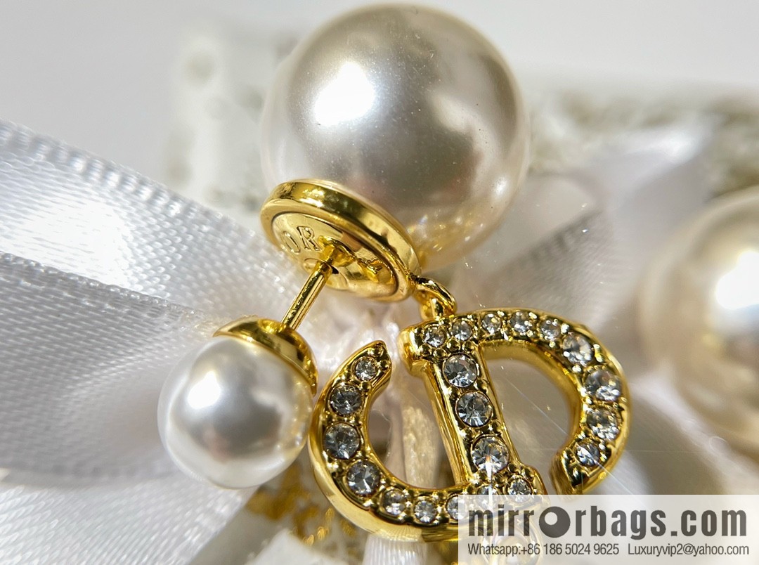 New ☑️ Dior full diamond CD size pearl stud earrings