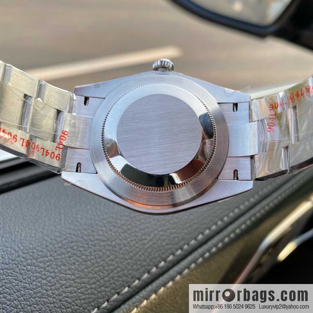 TW's new product has once again launched the heroic DATEJUST series - a special watch with a log-type dense diamond surface
