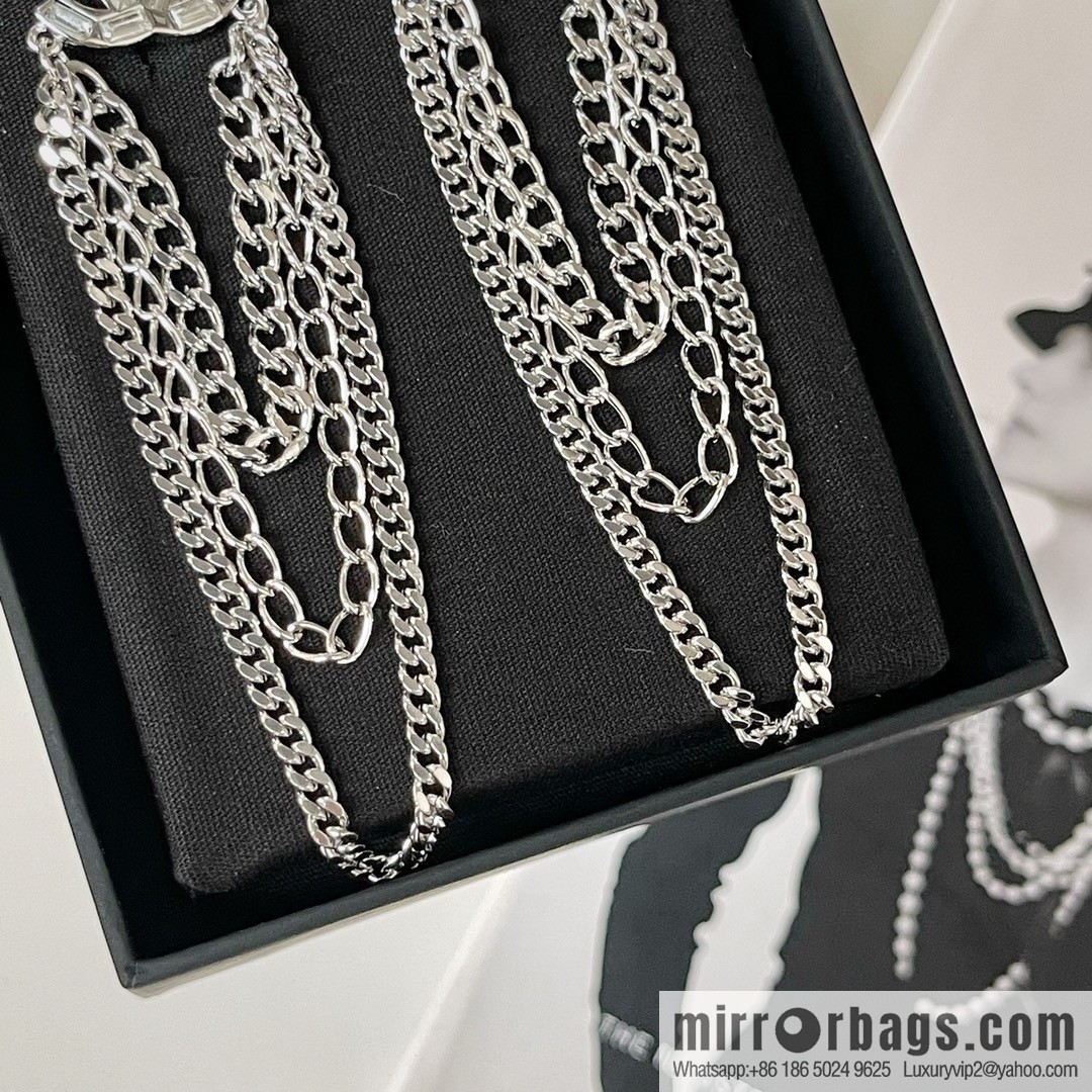 New ☑️ Chanel double c square diamond tassel earrings
