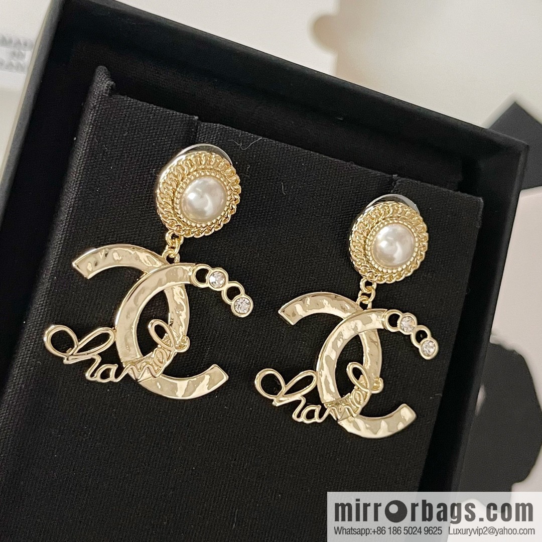 New ☑️ Chanel double c letter pearl stud earrings