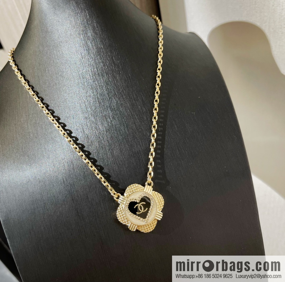 2021 new Chanel square spade heart double c necklace
