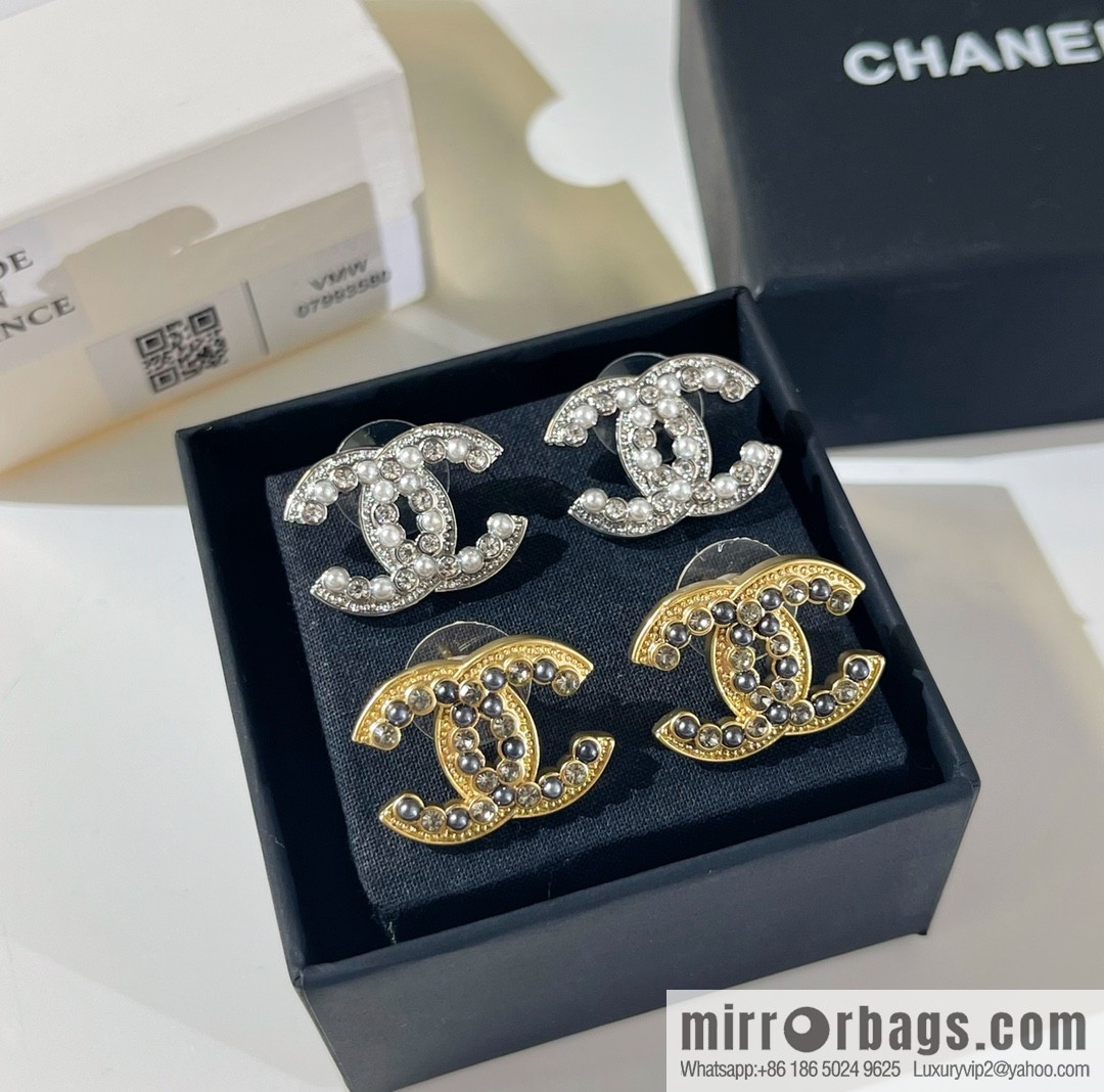 New ☑️ Chanel double c pearl stud earrings