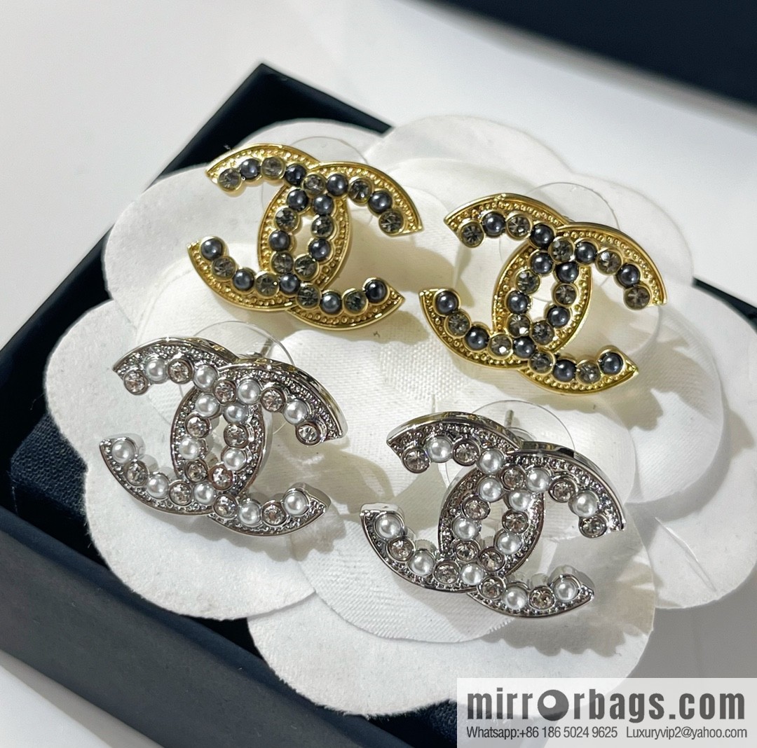 New ☑️ Chanel double c pearl stud earrings