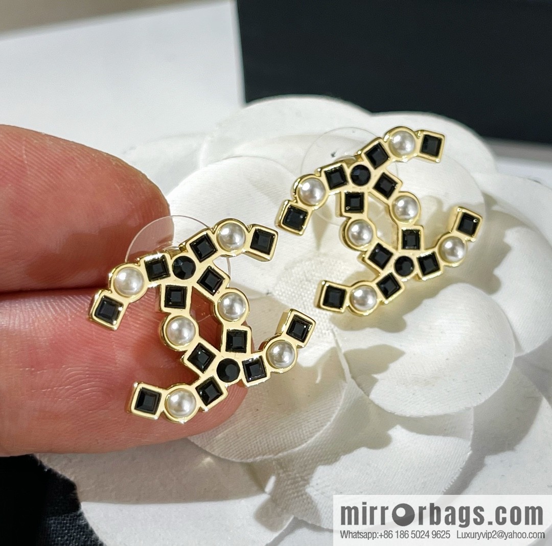 New ☑️ Chanel double c black diamond stud earrings