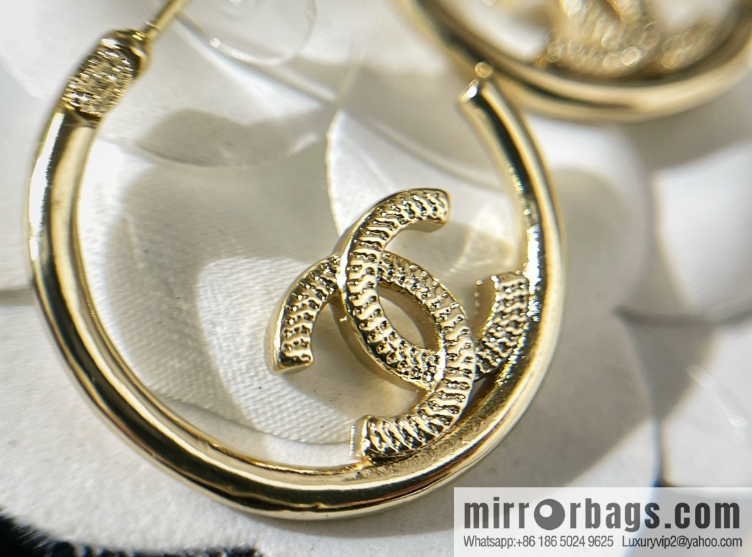 New ☑️ Chanel double c stud earrings