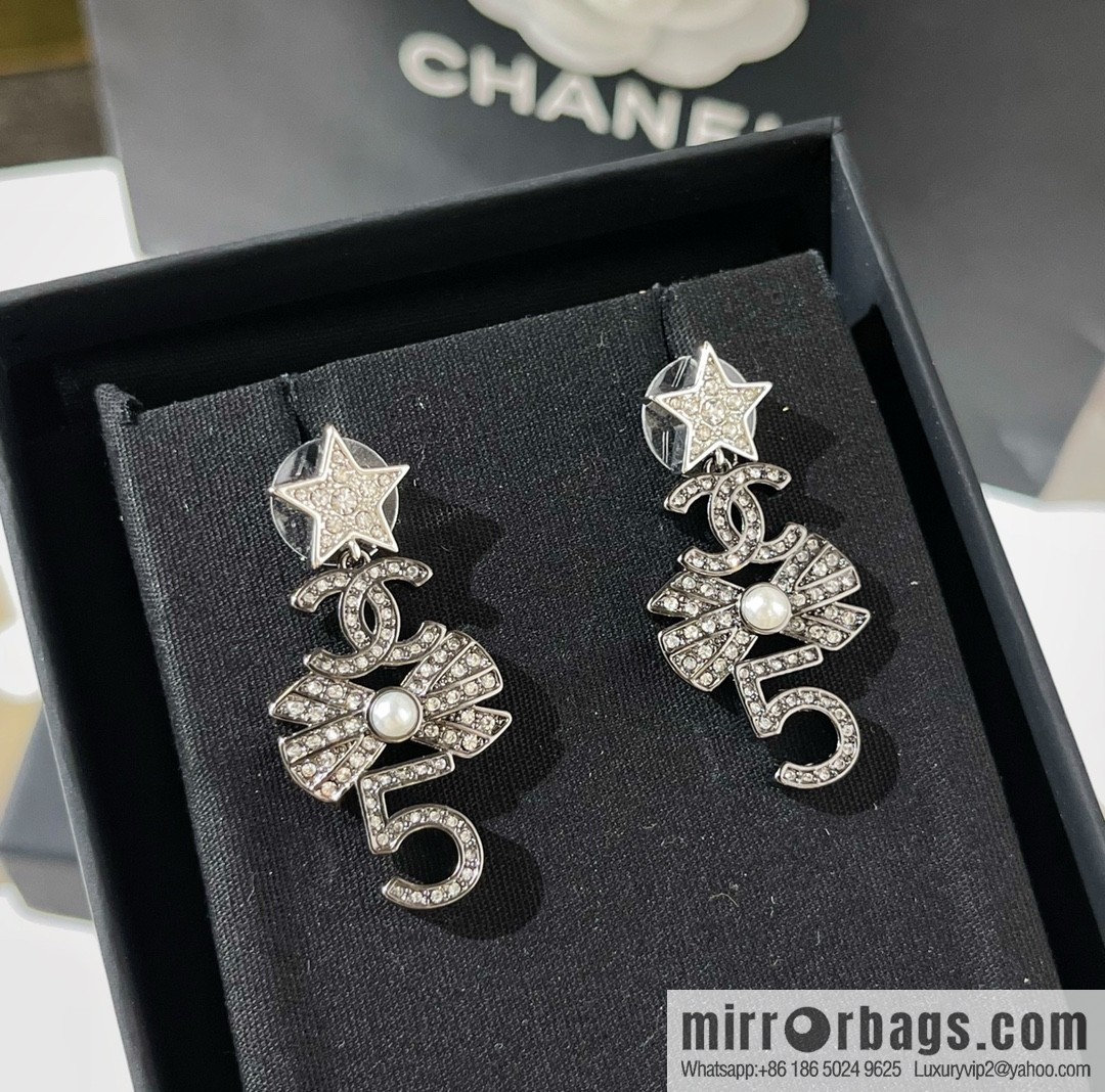 New ☑️ Chanel double c star bow 5 word stud earrings