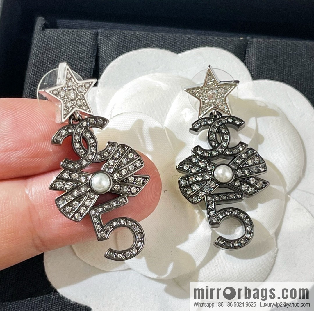 New ☑️ Chanel double c star bow 5 word stud earrings