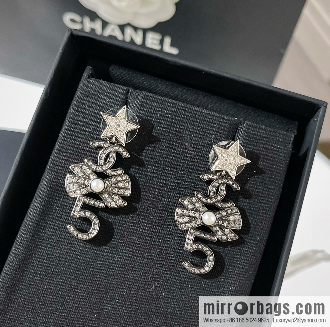 New ☑️ Chanel double c star bow 5 word stud earrings