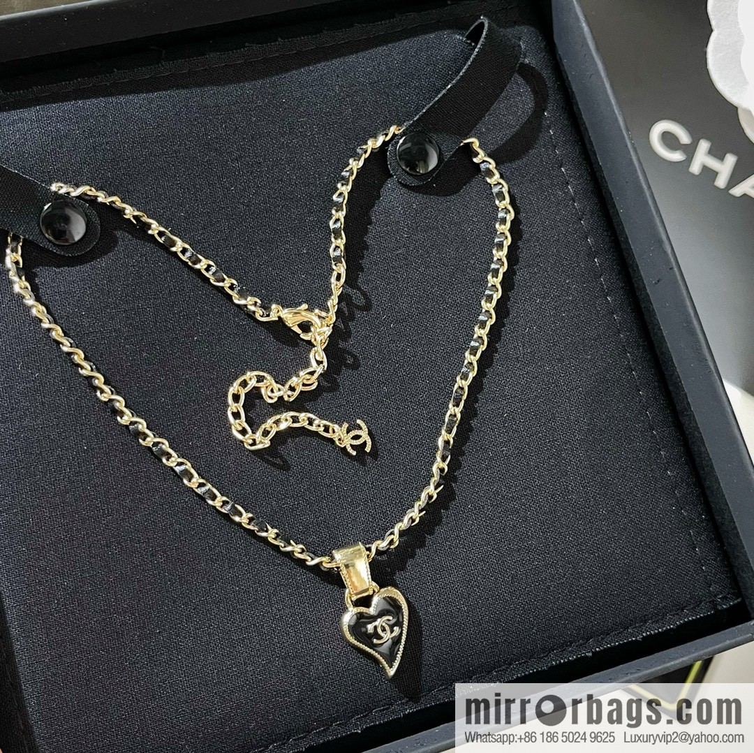 New ☑️ Chanel double c heart of spades necklace