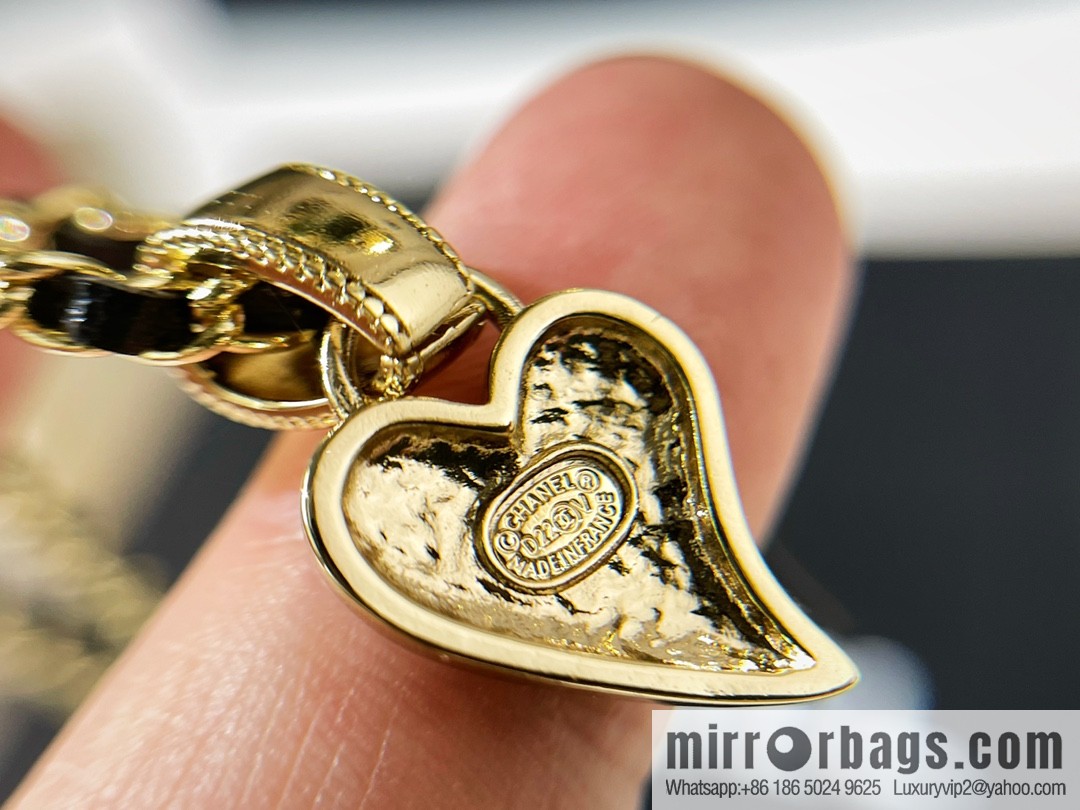 New ☑️ Chanel double c heart of spades necklace