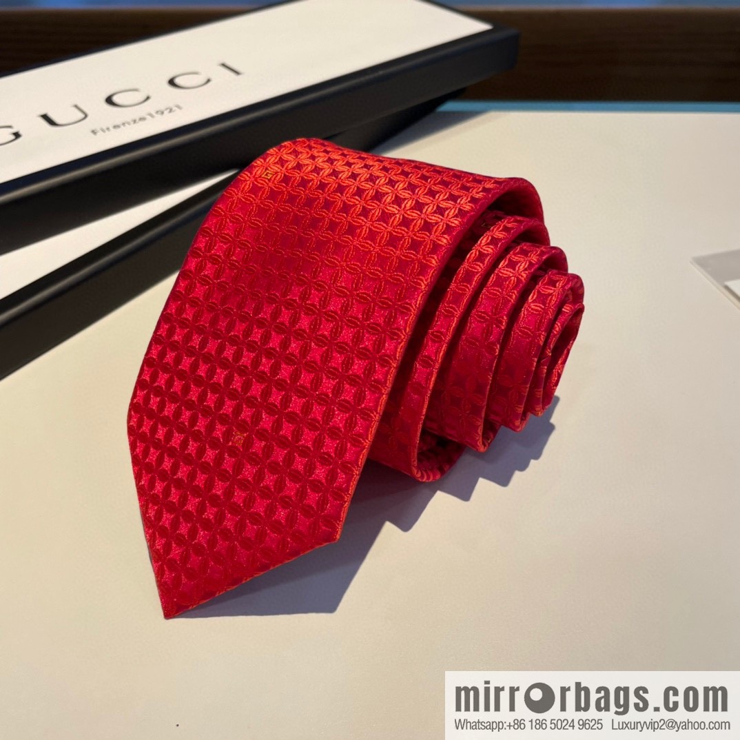 GUCCI Gucci 100% Top Jacquard Silk Men's Tie