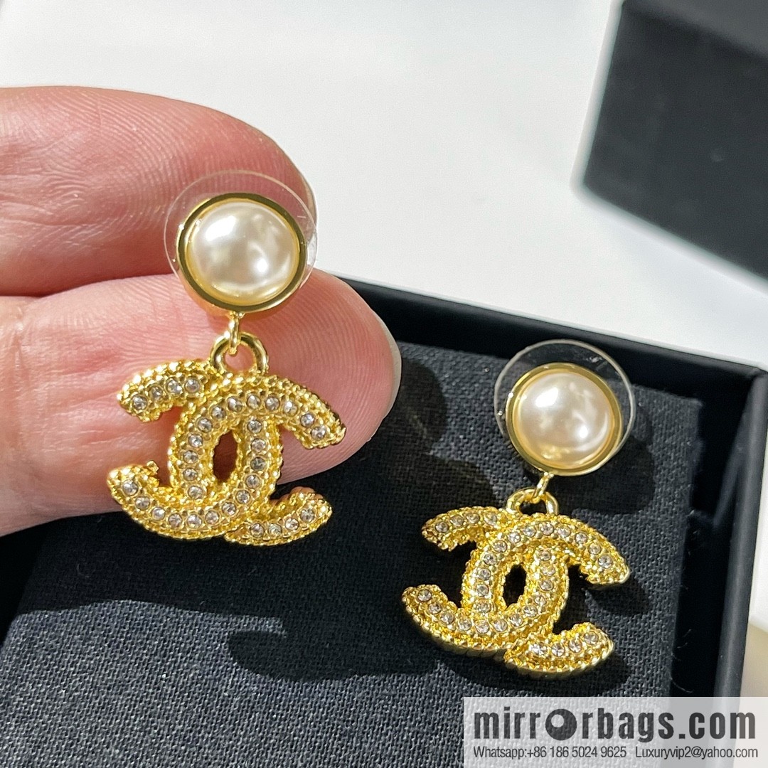New ☑️ Chanel wheat ear double c pearl stud earrings