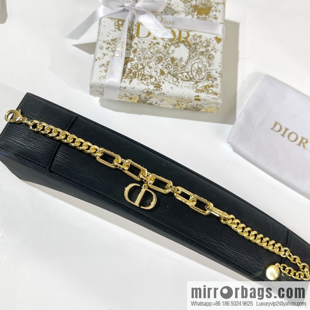 New ☑️ Dior gold CD necklace bracelet