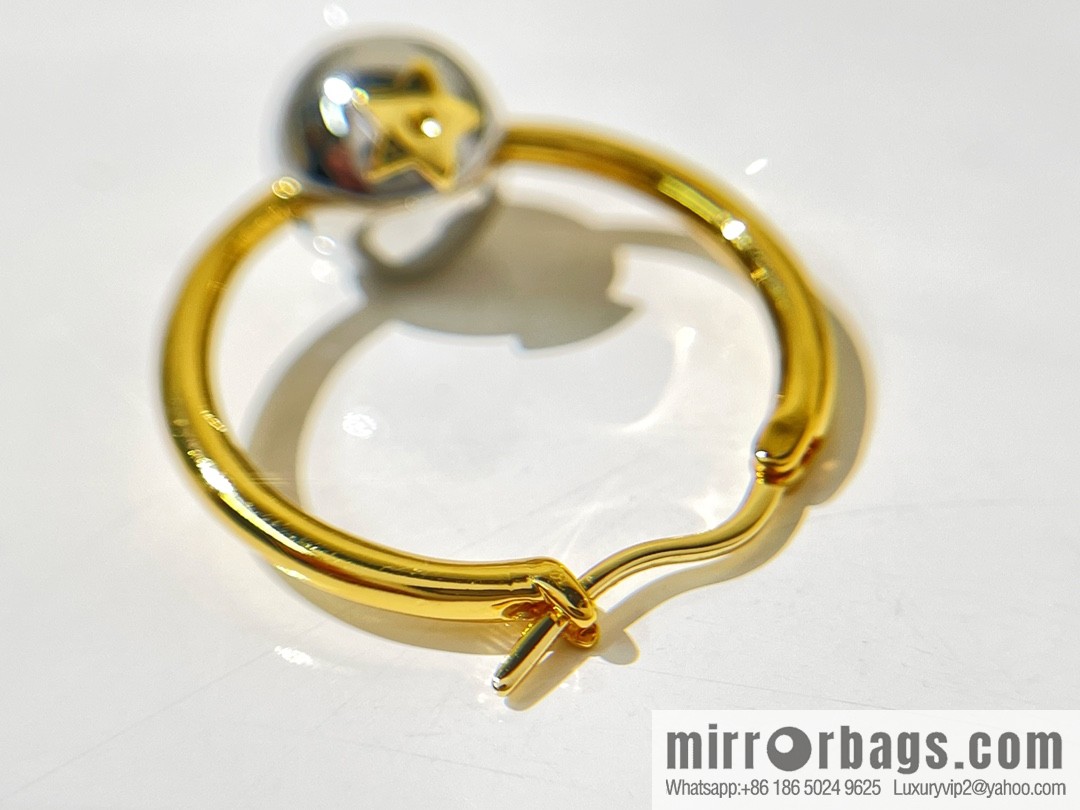 New ☑️ Dior gold CD pearl earrings